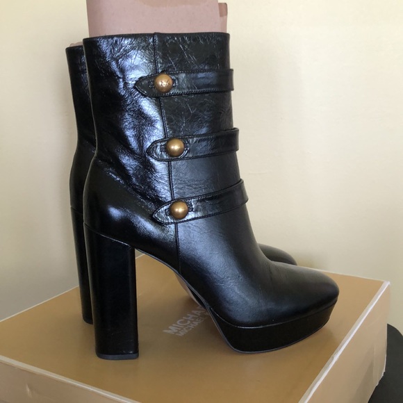 New Michael Kors Black Leather Ankle Boot 10M - Picture 5 of 7